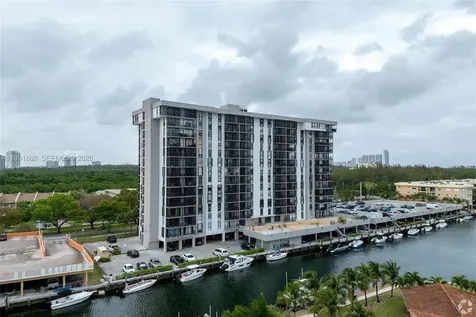 2500 NE 135th Street North Miami FL 33181