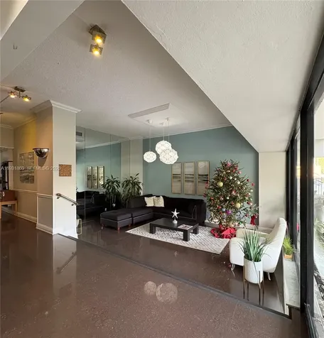2500 NE 135th Street North Miami FL 33181