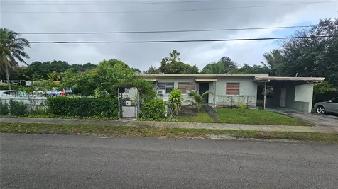 17000-17002 NE 3rd Court North Miami Beach FL 33162