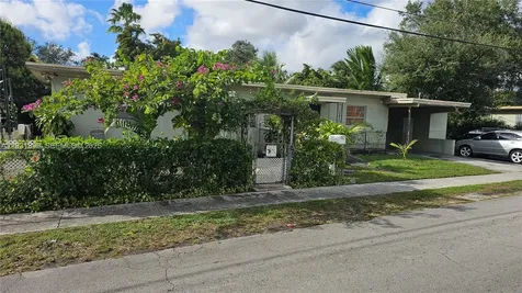 17000-17002 NE 3rd Court North Miami Beach FL 33162