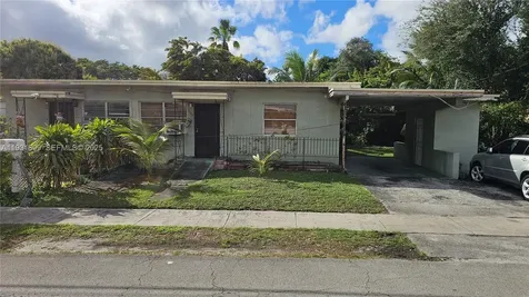 17000-17002 NE 3rd Court North Miami Beach FL 33162