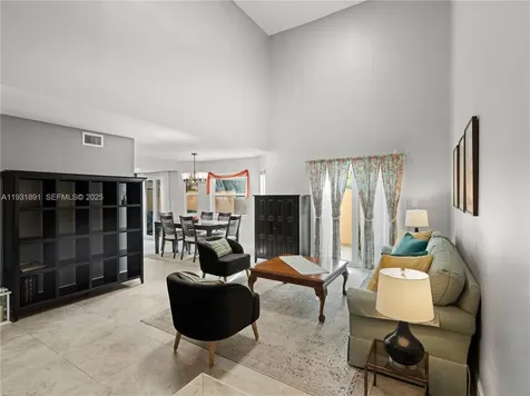 11282 SW 9th Court Pembroke Pines FL 33025