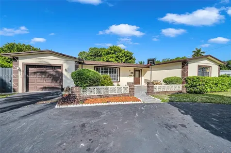 4751 NW 5th Court Plantation FL 33317