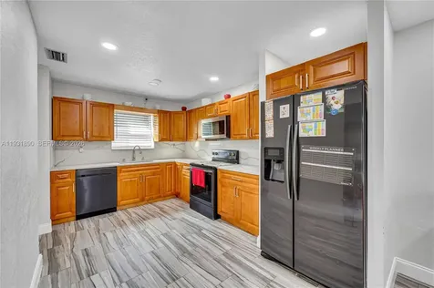 4751 NW 5th Court Plantation FL 33317