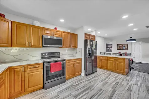 4751 NW 5th Court Plantation FL 33317