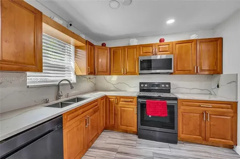 4751 NW 5th Court Plantation FL 33317