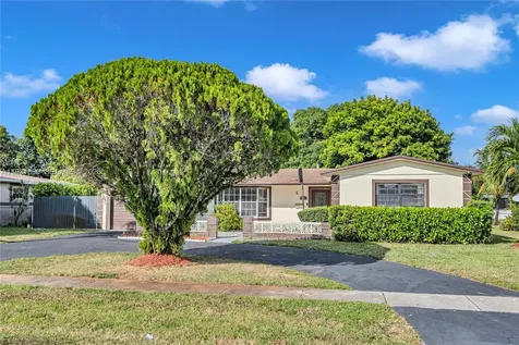 4751 NW 5th Court Plantation FL 33317
