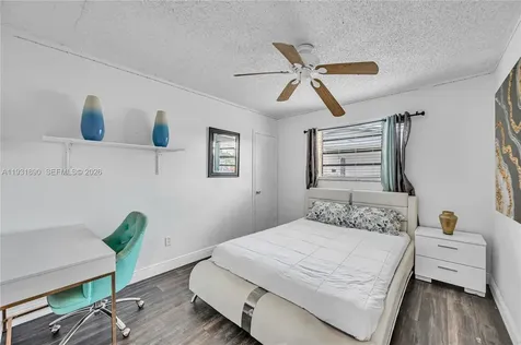 4751 NW 5th Court Plantation FL 33317