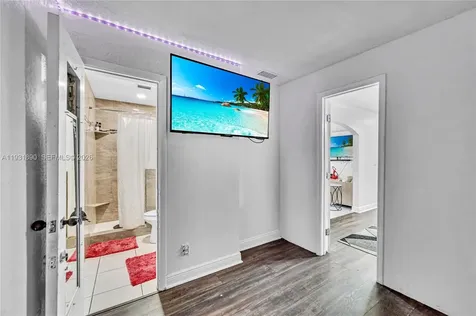 4751 NW 5th Court Plantation FL 33317