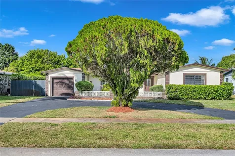4751 NW 5th Court Plantation FL 33317