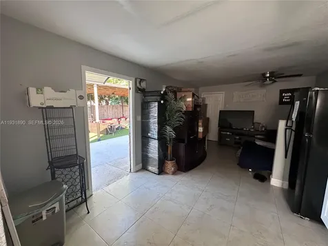 4751 NW 5th Court Plantation FL 33317