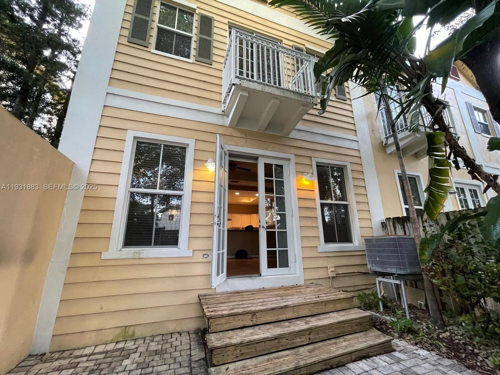 511 SW 18th Avenue Fort Lauderdale FL 33312