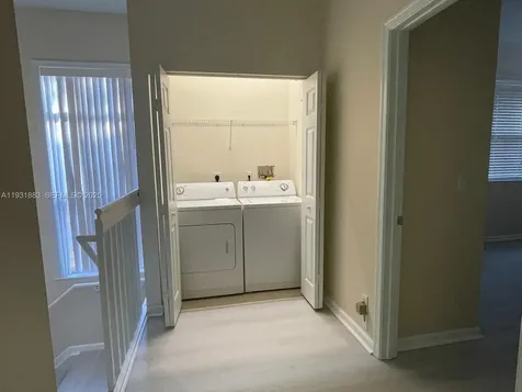 511 SW 18th Avenue Fort Lauderdale FL 33312