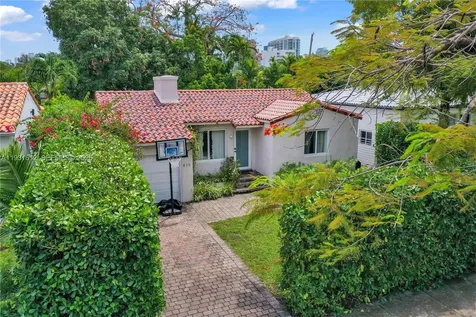 419 SW 30th Road Miami FL 33129