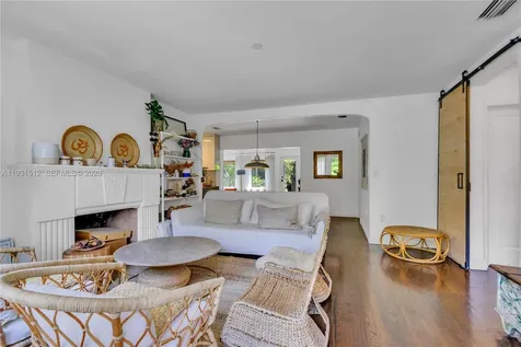 419 SW 30th Road Miami FL 33129