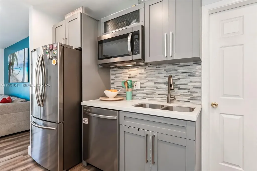 9612 Wyoming Court Boca Raton FL 33434