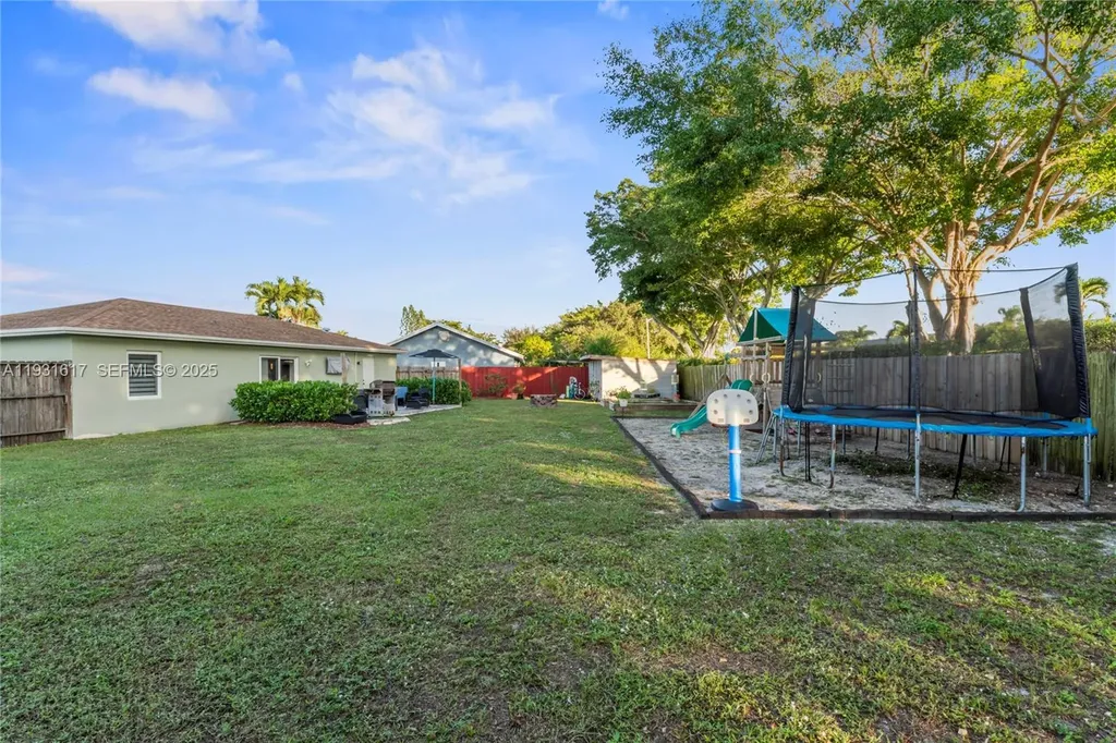 9612 Wyoming Court Boca Raton FL 33434