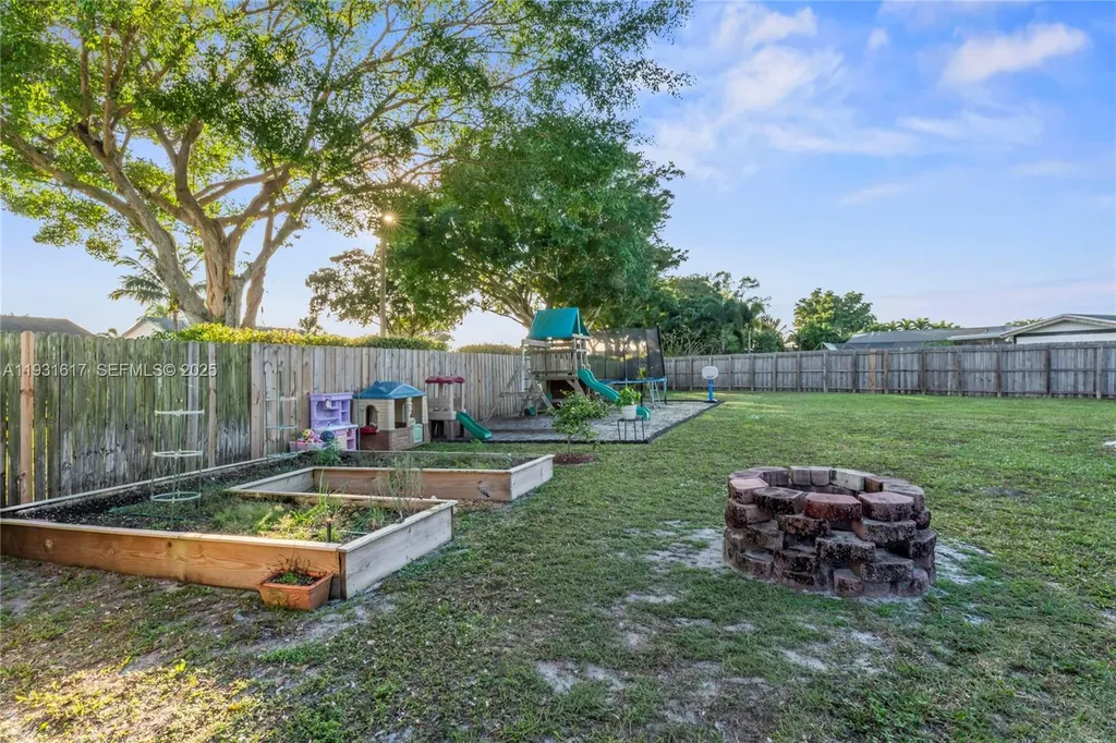 9612 Wyoming Court Boca Raton FL 33434