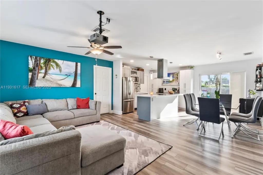 9612 Wyoming Court Boca Raton FL 33434