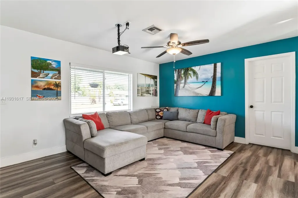 9612 Wyoming Court Boca Raton FL 33434