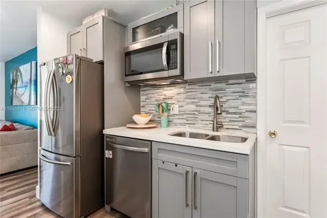 9612 Wyoming Court Boca Raton FL 33434