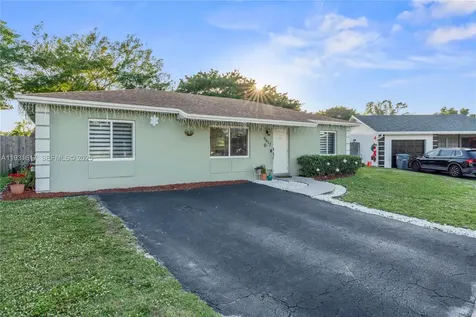 9612 Wyoming Court Boca Raton FL 33434