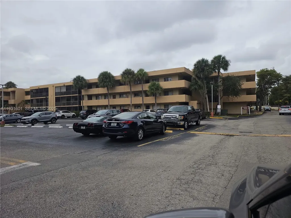 8415 SW 107th Avenue Miami FL 33173