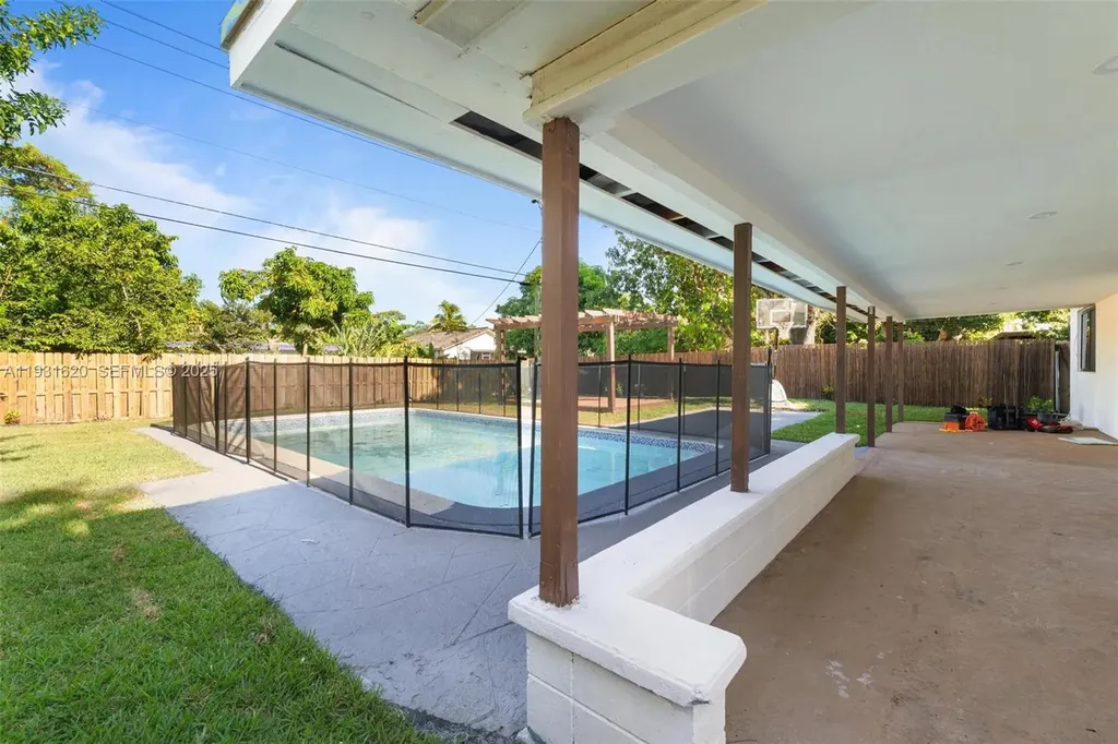 1516 SW 30th Terrace Fort Lauderdale FL 33312