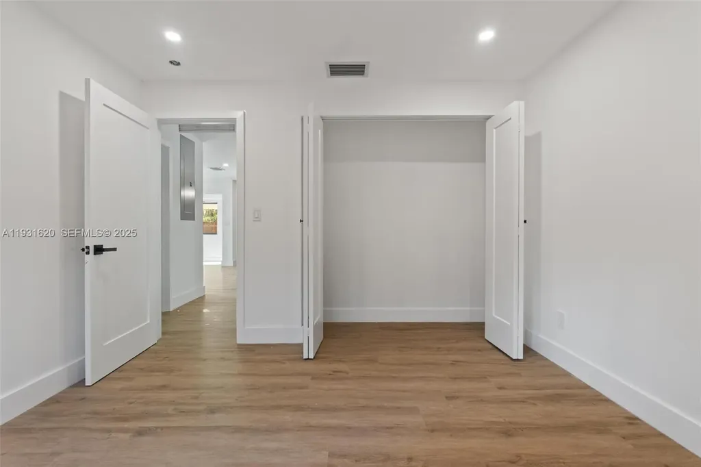 1516 SW 30th Terrace Fort Lauderdale FL 33312