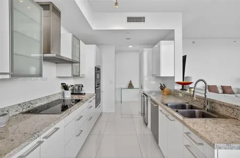 4100 Island Boulevard Aventura FL 33160