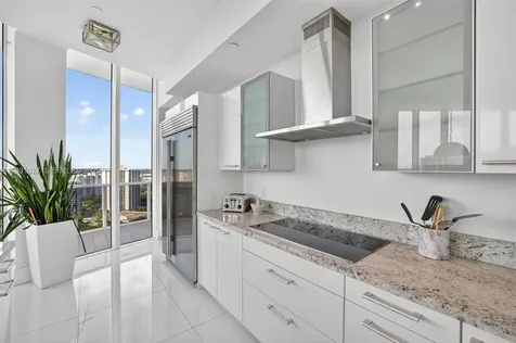 4100 Island Boulevard Aventura FL 33160
