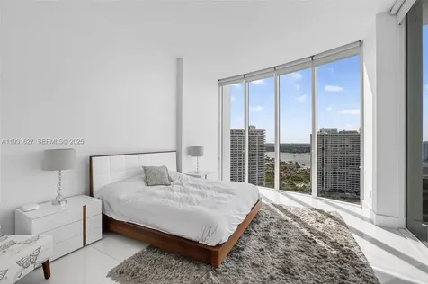 4100 Island Boulevard Aventura FL 33160