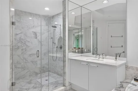 4100 Island Boulevard Aventura FL 33160