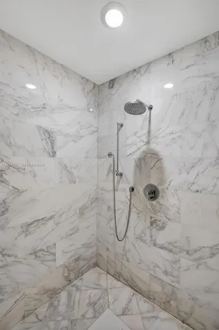 4100 Island Boulevard Aventura FL 33160