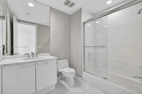 4100 Island Boulevard Aventura FL 33160