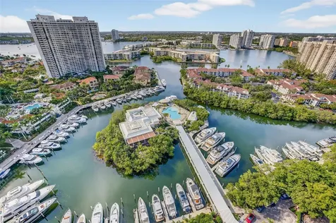 4100 Island Boulevard Aventura FL 33160