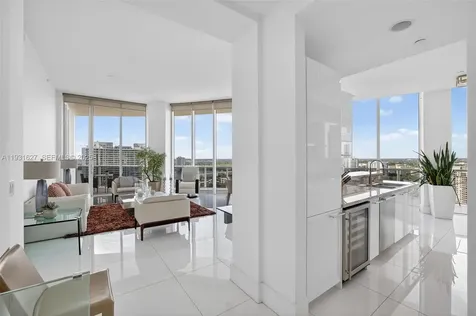 4100 Island Boulevard Aventura FL 33160