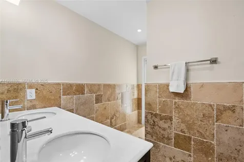 7360 SW 115th Street Pinecrest FL 33156