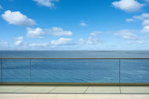 10203 Collins Avenue Bal Harbour FL 33154