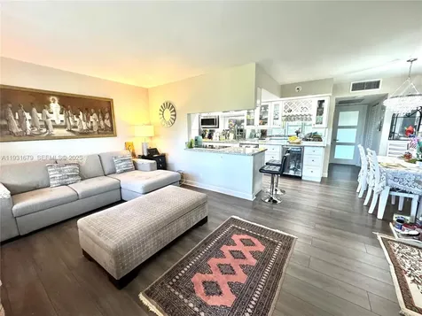 3205 Portofino Point Coconut Creek FL 33066