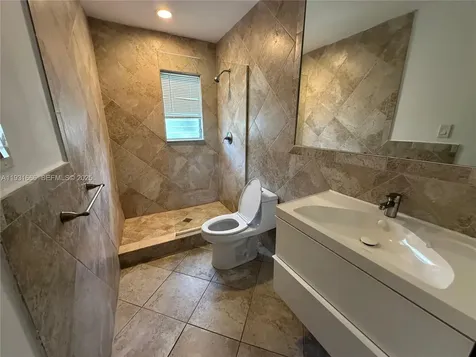 90 Isle Of Venice Drive Fort Lauderdale FL 33301