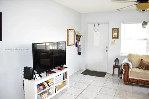 9141 Sunrise Lakes Boulevard Sunrise FL 33322