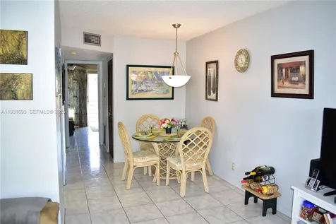 9141 Sunrise Lakes Boulevard Sunrise FL 33322