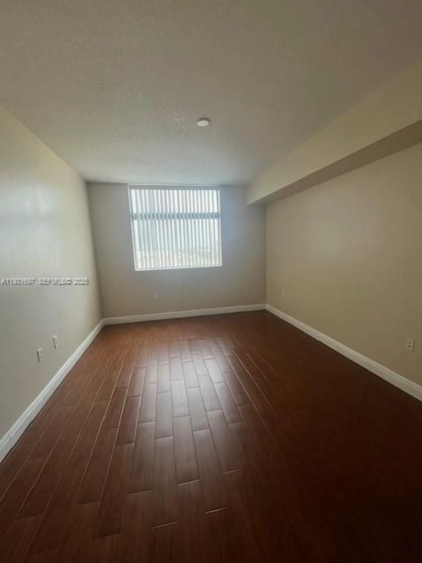 140 S Dixie Highway Hollywood FL 33020