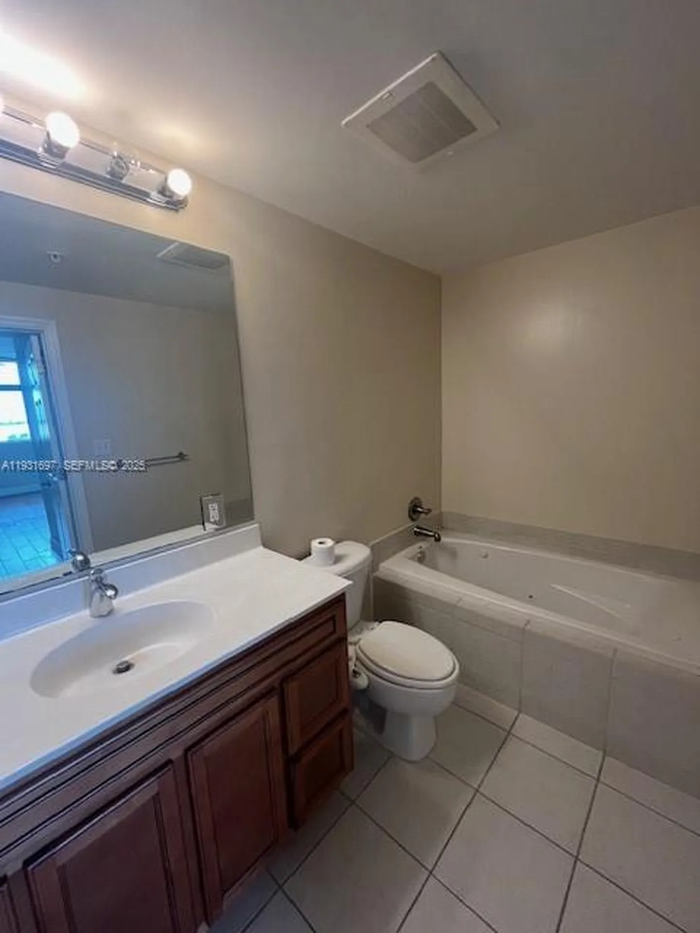 140 S Dixie Highway Hollywood FL 33020