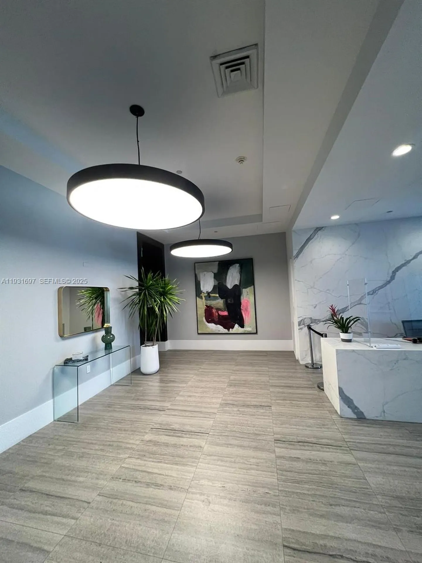 140 S Dixie Highway Hollywood FL 33020