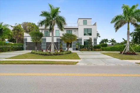 3800 Crayton Road Naples FL 34103