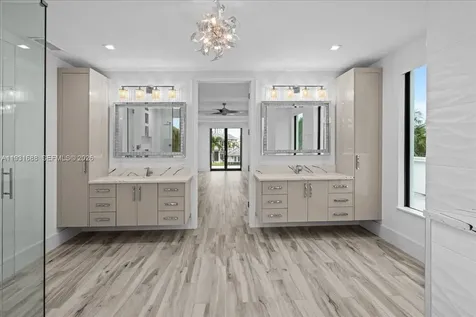3800 Crayton Road Naples FL 34103