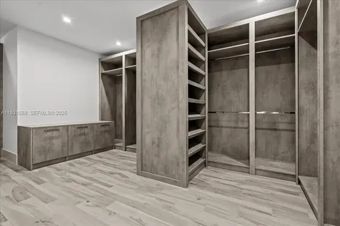 3800 Crayton Road Naples FL 34103