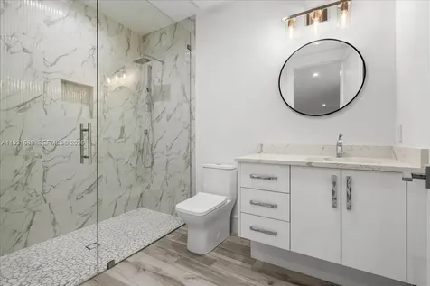 3800 Crayton Road Naples FL 34103